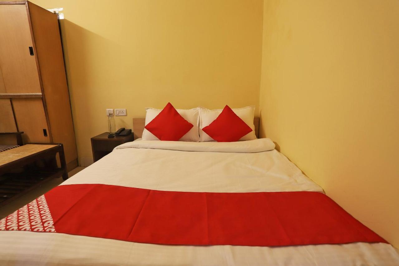 Oyo Flagship 76697 Hotel Park Awadh Lucknow Buitenkant foto