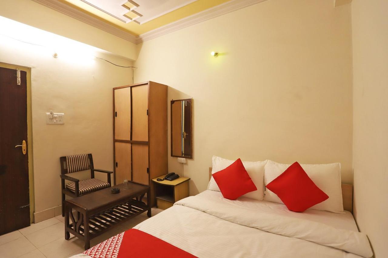 Oyo Flagship 76697 Hotel Park Awadh Lucknow Buitenkant foto