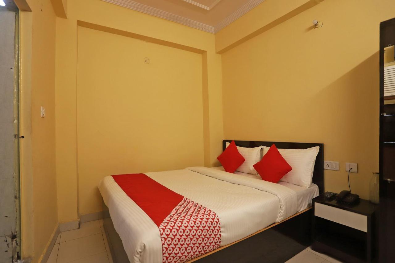Oyo Flagship 76697 Hotel Park Awadh Lucknow Buitenkant foto