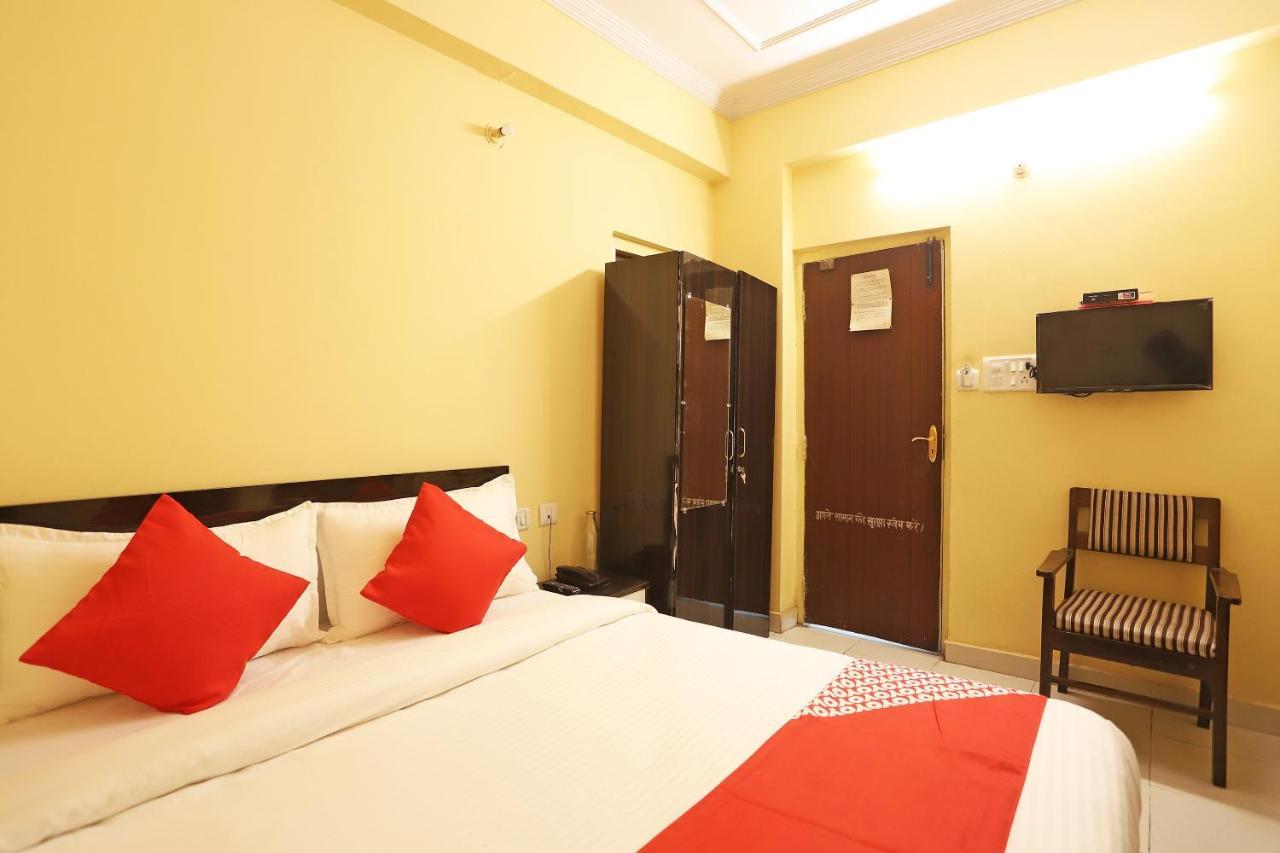 Oyo Flagship 76697 Hotel Park Awadh Lucknow Buitenkant foto