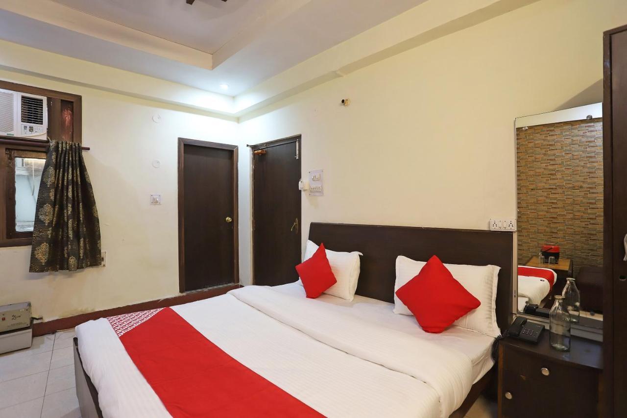 Oyo Flagship 76697 Hotel Park Awadh Lucknow Buitenkant foto