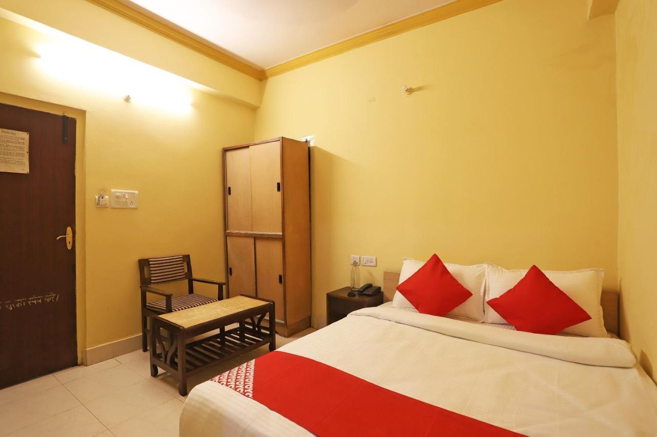 Oyo Flagship 76697 Hotel Park Awadh Lucknow Buitenkant foto