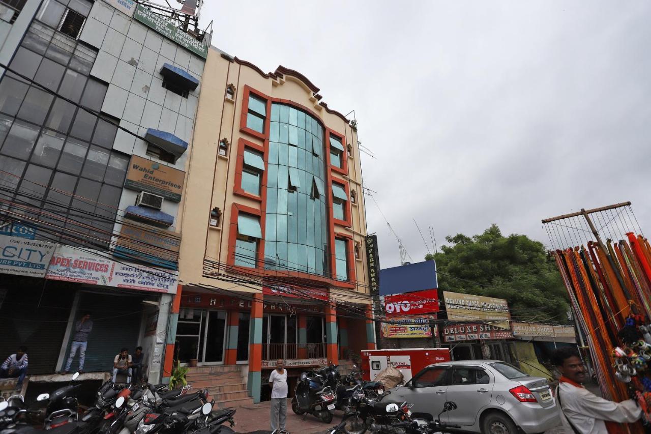 Oyo Flagship 76697 Hotel Park Awadh Lucknow Buitenkant foto